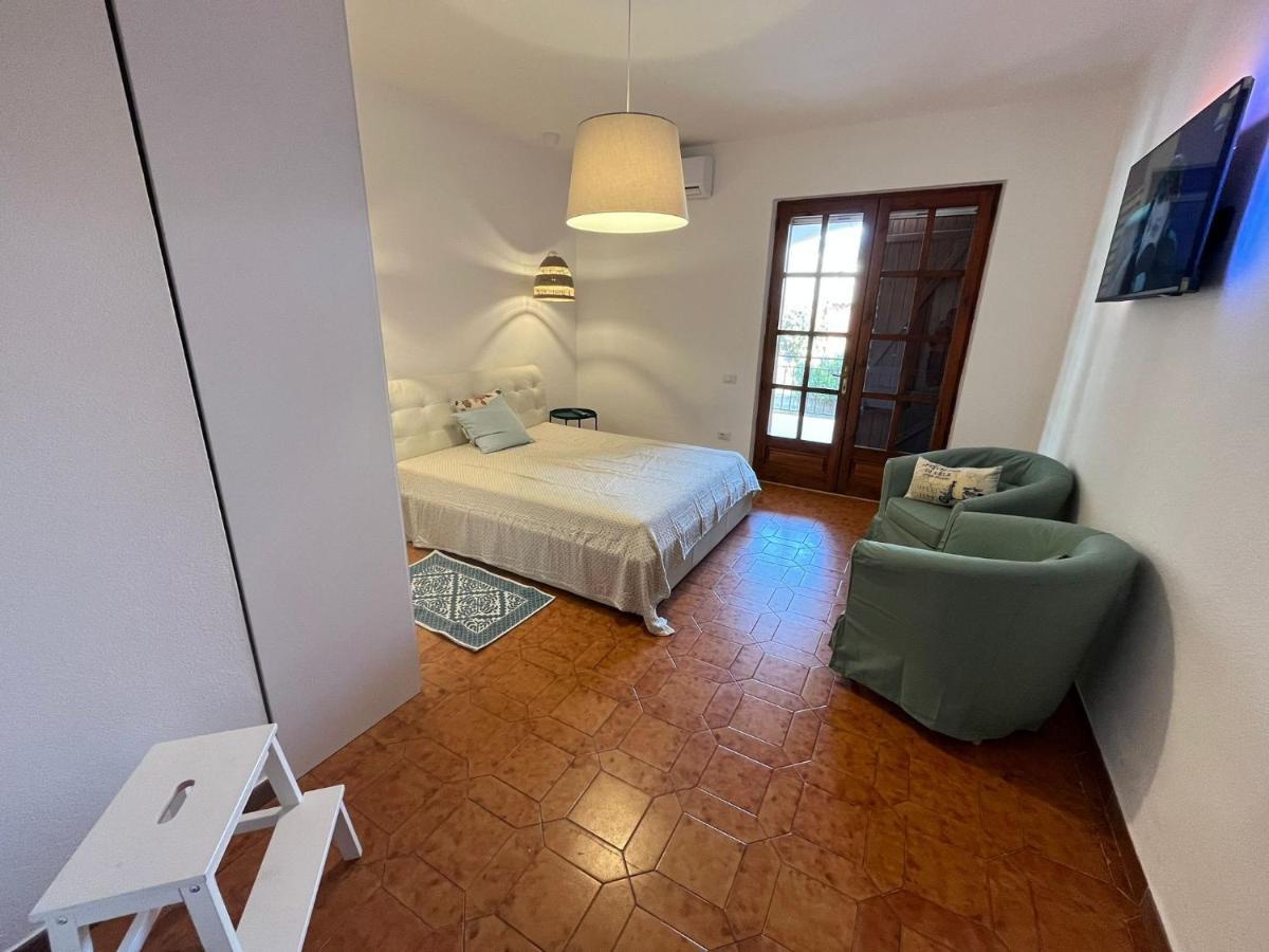 Villa Rosa Chia Exteriér fotografie