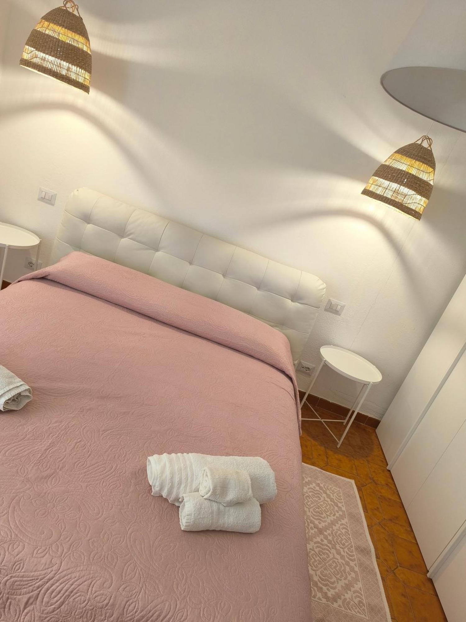 Villa Rosa Chia Exteriér fotografie